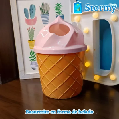 Basurerito en forma de helado