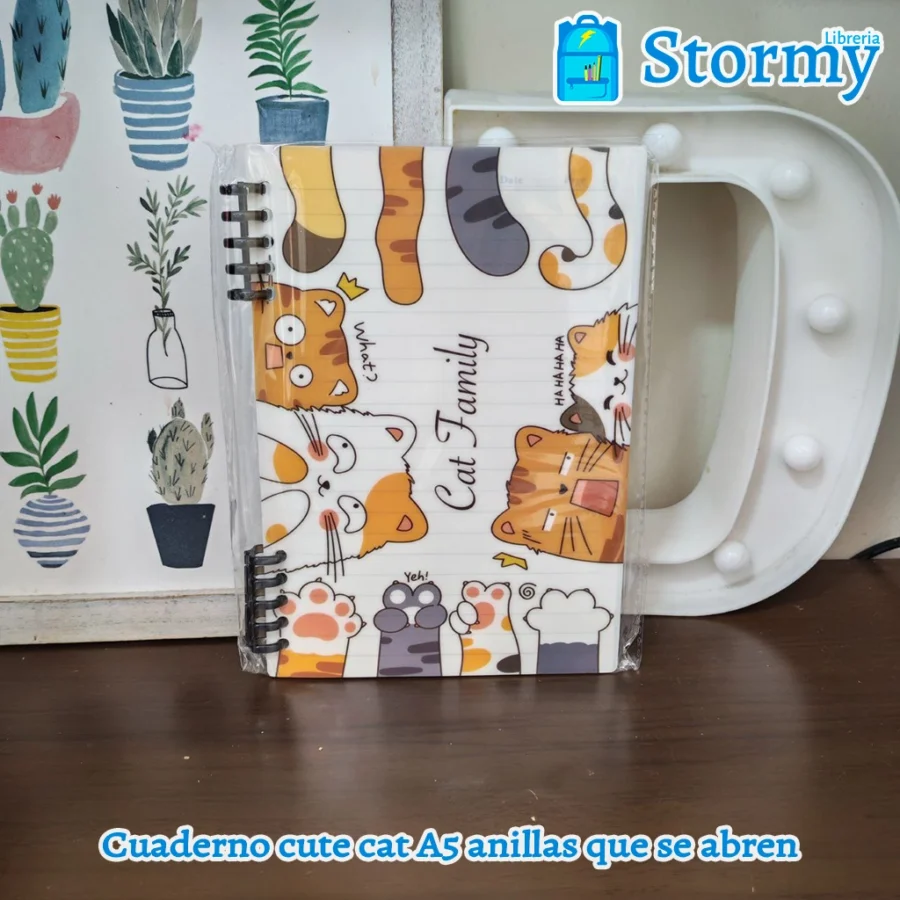 Cuaderno cute cat a5 anillas que se abren3